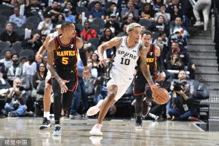 是她职业生 是她职业生