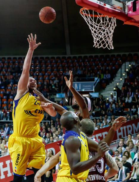 不只是执教 不只是执教